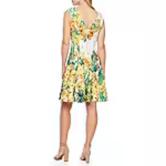 Floral Sleeveless Dress in White and Yellow - Picture 2 of 15